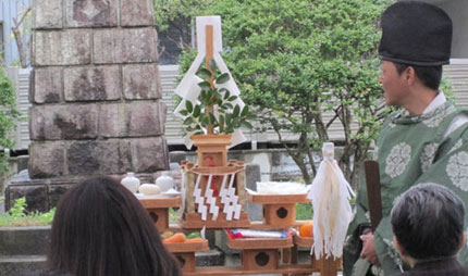 平成28年度 慰霊祭並びに総会・評議員会が行われました。
